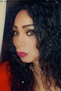 Foto selfie trans Maya Ferrari Termoli 3895221611