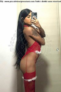 Foto selfie trav Izzabela Napoli 3203882447