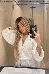 Foto selfie trans Sofia Rabello Milano 3381773609