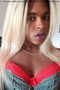 Foto selfie trav escort Livia Marine La Spezia 3341404929