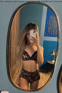 Foto selfie trav escort Rafaella Menicucci Xxl Genova 3311310618