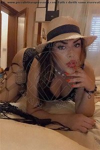 Foto selfie trav Aisha Alma San Vincenzo 3277366676