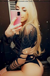 Foto selfie trans Seraina Telli Taranto 3209325282
