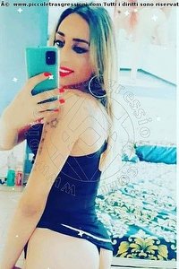 Foto selfie trans Seraina Telli Taranto 3209325282