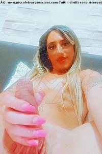 Foto selfie hot trans Seraina Telli Taranto 3209325282