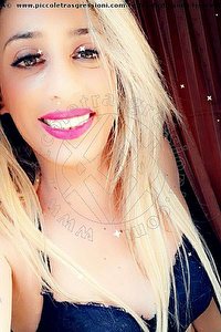 Foto selfie trans escort Seraina Telli Brindisi 3511501612