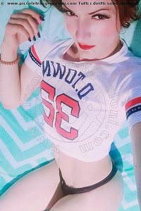 Foto selfie trans Sofia Taylor Viterbo 3295736847