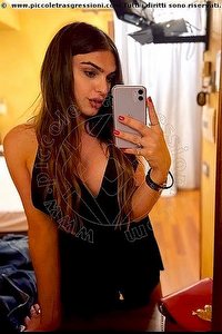 Foto selfie trans Sofia Italiana Aversa 3884337947