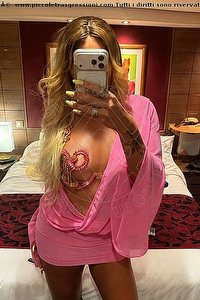 Foto selfie trans escort Ellena  Bittencourt Milano 3921274529
