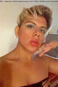 Foto selfie trav Cris Sissyboy Bergamo 3348723717