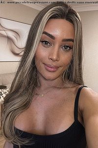 Foto selfie trans Iris Araujo Pavia 3884577638