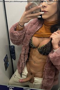 Foto selfie hot trans Paloma Veiga Pornostar Brasileira Genova 3446792137