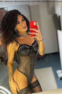 Foto selfie trans escort Kauane Lima Gallarate 3514438227