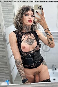 Foto selfie hot trans escort Sabrina Prezotte Pornostar Brasileira Milano 3444612422