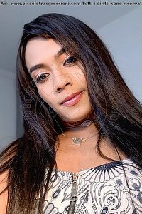 Foto selfie trans Camillinha Bambolina Forlì 3899567740