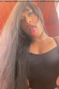 Foto selfie trans Camillinha Bambolina Forlì 3899567740