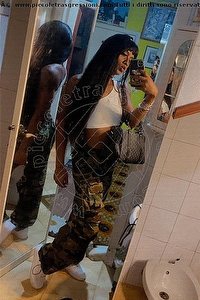 Foto selfie trans Camillinha Bambolina Forlì 3899567740