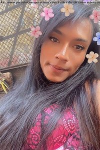Foto selfie trans Camillinha Bambolina Forlì 3899567740