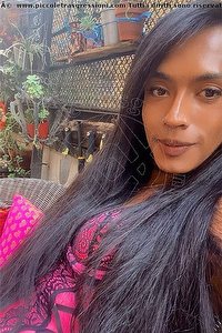 Foto selfie trans Camillinha Bambolina Forlì 3899567740
