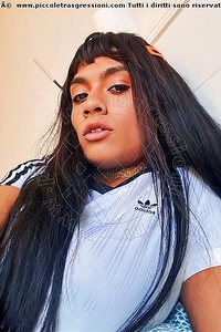 Foto selfie trans Camillinha Bambolina Forlì 3899567740