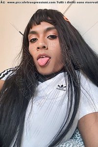 Foto selfie trans Camillinha Bambolina Forlì 3899567740