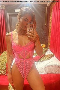 Foto selfie trans escort Barbara Taranto 3883590012