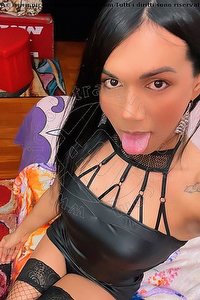 Foto selfie trans Loren Pesaro 3890085359