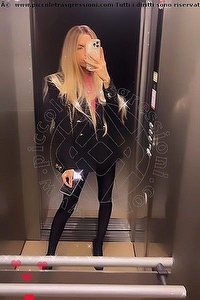 Foto selfie trans Rafaella Menicucci Xxl Napoli 3311310618