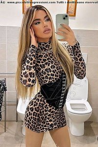 Foto selfie trans Rafaella Menicucci Xxl Napoli 3311310618