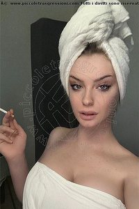 Foto selfie trans Swami Monza 3479534278