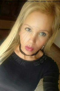 Foto selfie trans Silvia Trans Parma 3273974341