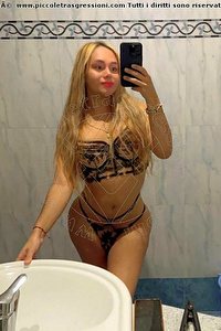 Foto selfie trans escort Sara Bolzano Vicentino 3505246648