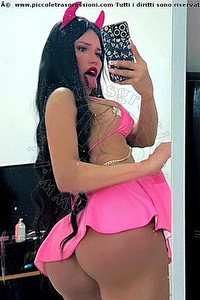 Foto selfie trans Ines Lecce 3382982418