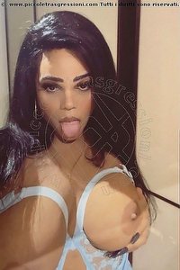 Foto selfie trans Nancy Brasiliana Pisa 3203153777