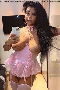 Foto selfie trans Nancy Brasiliana Pisa 3203153777