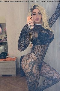 Foto selfie trans Yara Rios Verona 3290330274