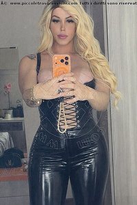 Foto selfie trans Yara Rios Verona 3290330274
