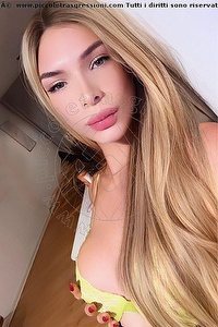 Foto selfie trans Natasha Barbosa Torino 3510324727