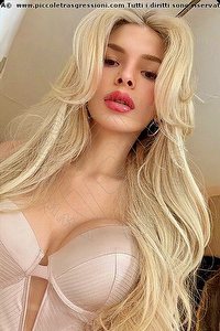 Foto selfie trans Tasha Bolzani Bologna 3511460965