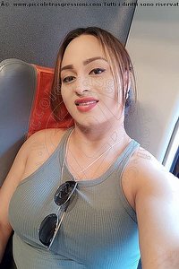 Foto selfie trans Zara Marcano Ferrara 3278360510