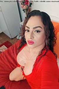 Foto selfie trans Zara Marcano Ferrara 3278360510