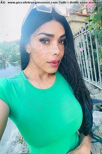 Foto selfie trans Cristina Vip Altopascio 3510430987