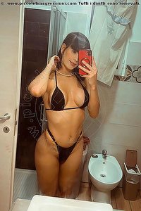 Foto selfie trans escort Allana Lomeu Roma 0033745583299