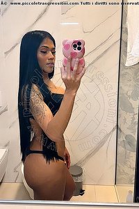 Foto selfie trans Dea Napoli 3801962239