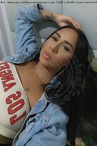 Foto selfie trans Nathalie Pocahontas Grosseto 3473690081