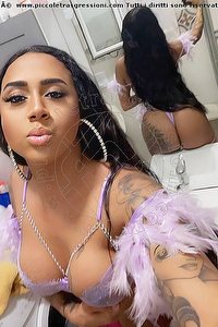 Foto selfie trans Nathalie Pocahontas Grosseto 3473690081
