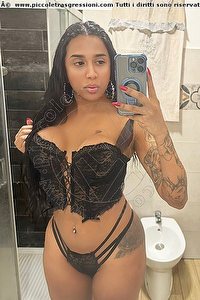 Foto selfie trans Nathalie Pocahontas Grosseto 3473690081
