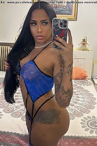 Foto selfie trans Nathalie Pocahontas Grosseto 3473690081