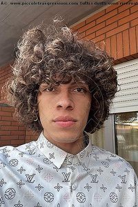 Foto selfie boys Ykhari Lecce 3513090014