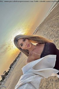 Foto selfie trans Gabi Sampaio Firenze 3278727692